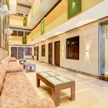 Super Townhouse Haibowal Chowk Ludhiana Luaran gambar