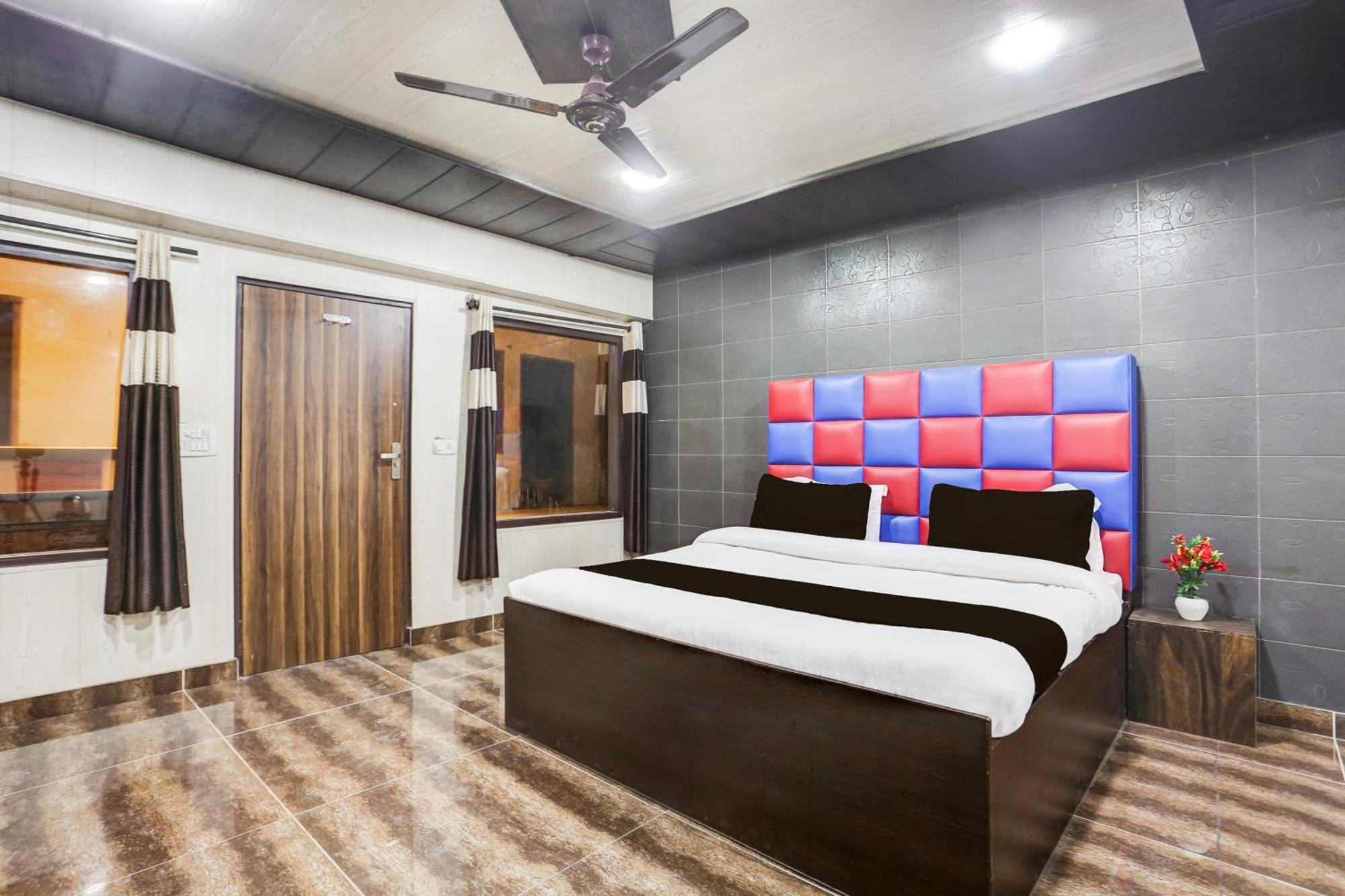 Super Townhouse Haibowal Chowk Ludhiana Luaran gambar